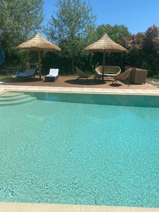 La Bastide Aixoise Avec Piscine Et Jacuzzi Prive Apartment Aix-en-Provence Exterior photo